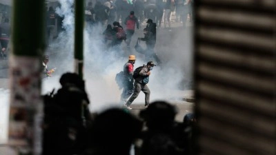 Bolivya'da h&uuml;k&uuml;metin istifası talebiyle başlayan protestolar s&uuml;r&uuml;yor