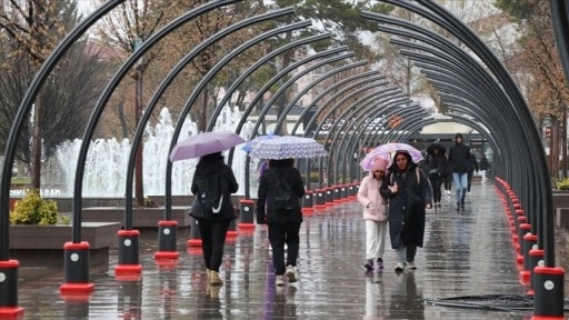 Bolu çevresi için kuvvetli ve gök gürültülü sağanak uyarısı