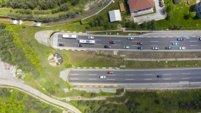 Bolu Dağı T&uuml;neli'nden Kurban Bayramı tatilinde 1 milyonun &uuml;zerinde ara&ccedil; ge&ccedil;ti