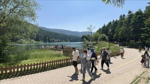 Bolu'daki tabiat ve milli parklar bayramda ilgi gördü