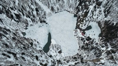 Bor&ccedil;ka Karag&ouml;l Tabiat Parkı ziyaret&ccedil;ilerini ağırlamaya başladı
