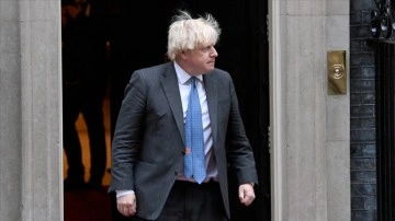 Boris Johnson, Başbakanlıktaki partilerle ilgili yayımlanan raporu tamamıyla kabul etti