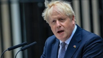 Boris Johnson'ın gazetecilikten başbakanlığa uzanan çalkantılı kariyeri