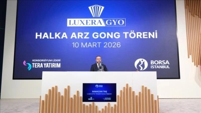 Borsa İstanbul'da gong Luxera GYO i&ccedil;in &ccedil;aldı