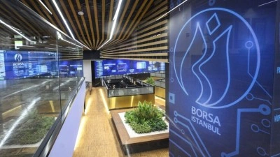 Borsada yılın ilk yarısında 23 sekt&ouml;rden 21'i yatırımcısına kazandırdı