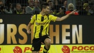 Borussia Dortmund, deplasmanda 3 puanı 2 golle aldı