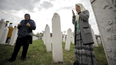 Bosna Hersek'teki Ahmi&ccedil;i Katliamı'nın 33. yılında hayatını kaybedenler anıldı
