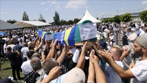 Bosna Hersek'teki savaşta 33 yıl önce öldürülen 7 Boşnak sivilin kalıntıları Prijedor'da d