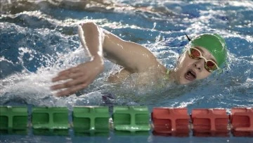 Bosna Hersekli genç yüzücüler Avrupa Şampiyonası'na Erzurum'da hazırlanıyor