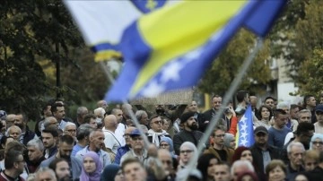 Bosna Hersek'te Yüksek Temsilci aleyhine gösteri düzenlendi