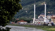 Bosna Savaşı'nda yıkılan camiler küllerinden doğuyor
