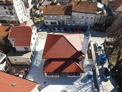 Bosna Savaşı'nda yıkılan Dugalica Camisi, T&uuml;rkiye'nin desteğiyle aslına uygun şekilde yeniden yapıldı