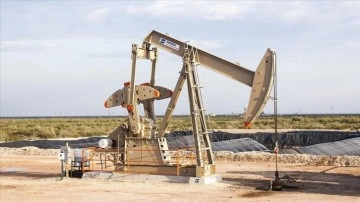 Brent petrolün varil fiyatı 98,69 dolar