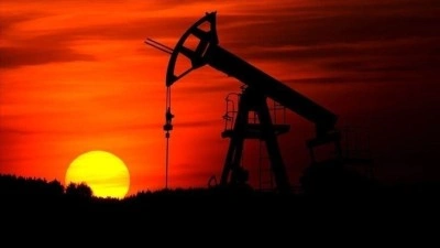 Brent petrol&uuml;n varil fiyatı y&uuml;zde 8,4 artarak 116 doları ge&ccedil;ti