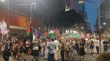 Brezilya'da yüzlerce kişi Filistin'e destek için ABD Konsolosluğuna yürüdü