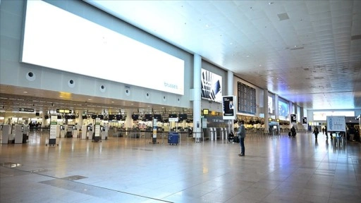 Brüksel'de dron olduğu düşünülen cismin tespitinin ardından havalimanında uçuşlar durduruldu