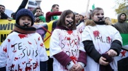 Brüksel'de Halep'e destek gösterisi düzenledi