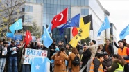 Brüksel'de Uygur Türkleri, Çin'i protesto etti