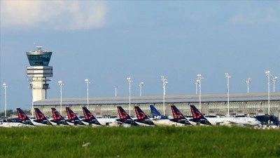 Br&uuml;ksel Havayolları'nın 4-6 haftalık jet yakıtı kaldı