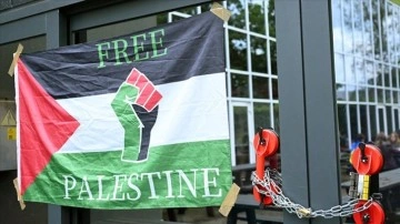 Brüksel'de üniversite öğrencileri, eski İsrailli diplomatın konferansını protesto etti