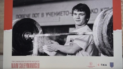 Bulgaristan'da Naim Süleymanoğlu'nu anma töreni düzenlendi