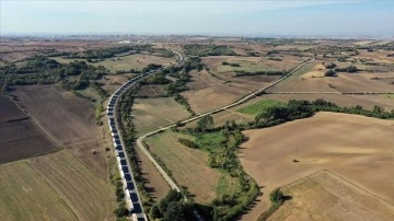Bulgaristan'a açılan Hamzabeyli Sınır Kapısı'nda 38 kilometrelik tır kuyruğu oluştu