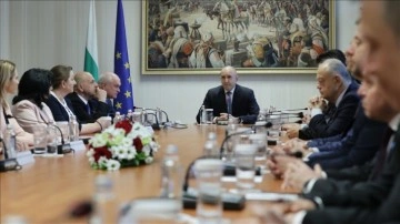 Bulgaristan’da Başbakan adayı Glavçev, geçici hükümet listesini Cumhurbaşkanı Radev’e sundu