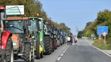 Bulgaristan’da çiftçiler, Ukrayna'dan tahıl ithalatı yasağının kaldırılmasını protesto etti