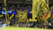 Bundesliga'da Borussia Dortmund-Schalke 04 maçı seyircisiz oynanacak