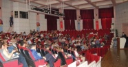 Burak Kılanç İzmir Kız Lisesi’nde rehber öğretmenlerle buluştu