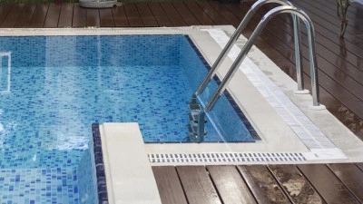 Bursa'da bir &ccedil;ocuğun site havuzunda hayatını kaybetmesi g&ouml;zleri bu alandaki tedbirlere &ccedil;evirdi