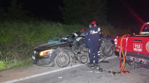 Bursa'da cip ile otomobilin çarpıştığı kazada 3 kişi öldü, 1 kişi yaralandı