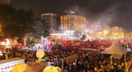 Bursa’da on binler meydanlara indi