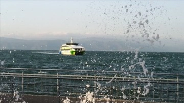 Bursa-İstanbul deniz otobüsü seferlerinden bazıları lodos nedeniyle iptal edildi