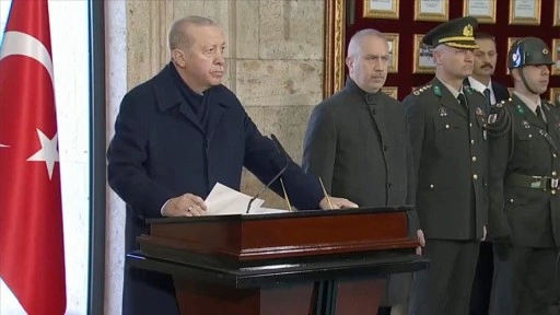 Büyük Önder Atatürk için Anıtkabir'de devlet töreni düzenlendi