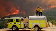 California tarihinin en büyük yangınıyla mücadele ediyor