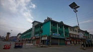 Cammu Keşmir'de kısıtlamalar sürüyor