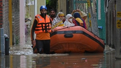 Cammu Keşmir'de şiddetli yağışların yol a&ccedil;tığı afet ve kazalarda &ouml;lenlerin sayısı 26'ya y&uuml;kseldi