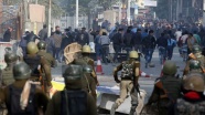 Cammu Keşmir'deki çatışmalar eğitime zarar veriyor