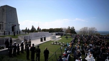 Çanakkale Kara Savaşları'nın 108'inci yıl dönümünde Lone Pine Anıtı’nda anma töreni düzenl