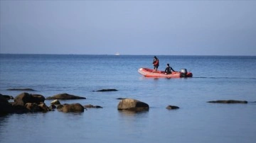 Çanakkale'de batan bottaki kayıp düzensiz göçmenleri arama çalışması 6. gününde sürüyor