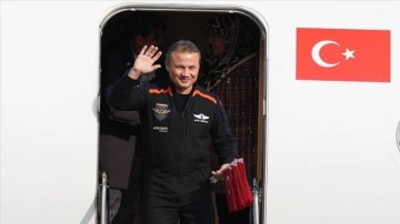 CANLI: Türkiye'nin ilk astronotu Alper Gezeravcı yurda döndü