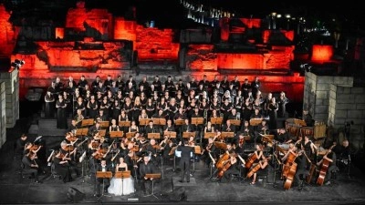 "Carmina Burana" kantatı Efes Opera ve Bale Festivali'nde sanatseverlerle buluştu
