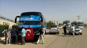 Çatışmaların sürdüğü Sudan’dan Türk vatandaşlarının tahliyesi devam ediyor