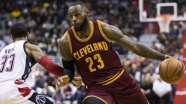 Cavaliers LeBron'la kazandı