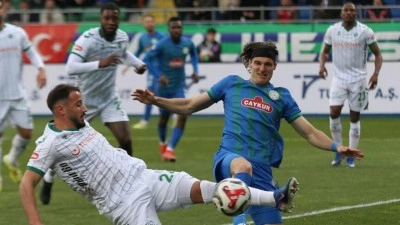 &Ccedil;aykur Rizespor'dan evinde 3 goll&uuml; galibiyet