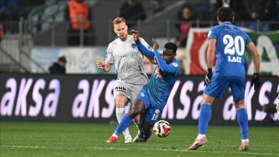 &Ccedil;aykur Rizespor, Kocaelispor'u 2-0 mağlup etti