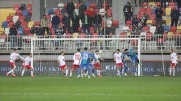Çaykur Rizespor Süper Lig'e yükselme, Altınordu kümede kalma peşinde