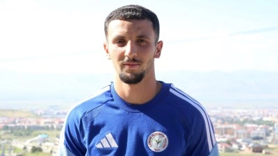 &Ccedil;aykur Rizespor'un yeni transferi Ariss, takımına enerji katacak