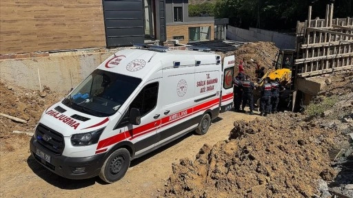 Çekmeköy'de inşaat alanındaki göçükte bir işçi öldü, bir işçi yaralandı